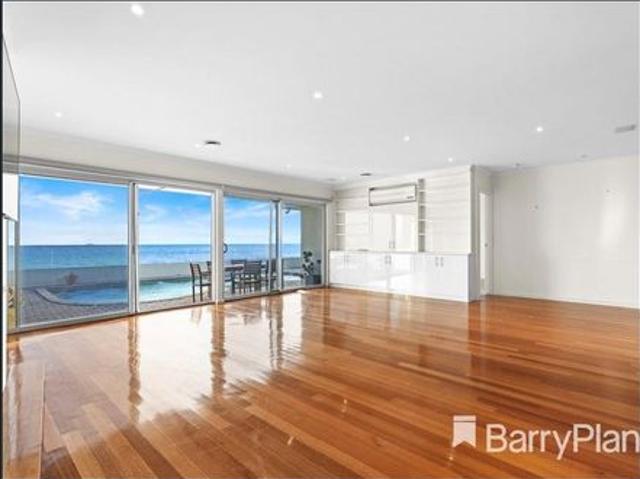 Townhouse for rent in Camerons Creek, Victoria