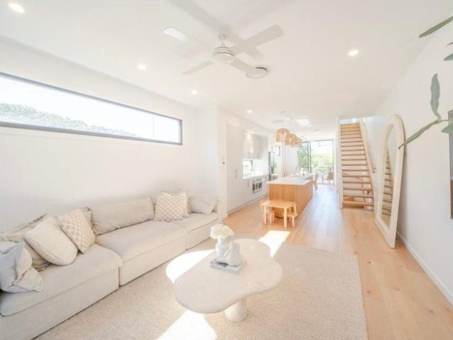 Townhouse for rent in Koala Park, Gold Coast City