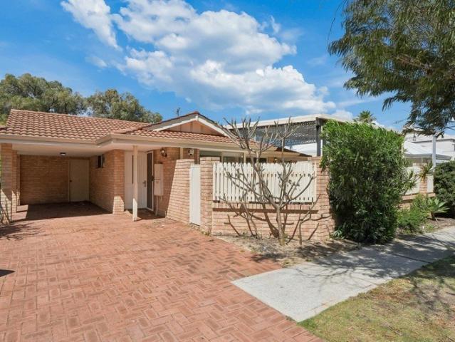 Apartment for sale in Scarborough, City of Stirling