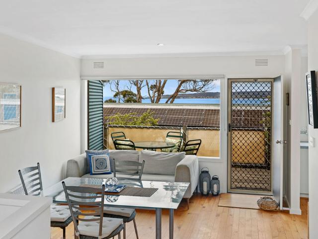 Apartment for sale in Skenes Creek, Victoria