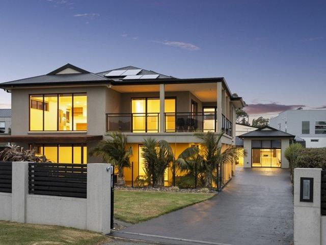 House for sale in Dodges Ferry, Tasmania