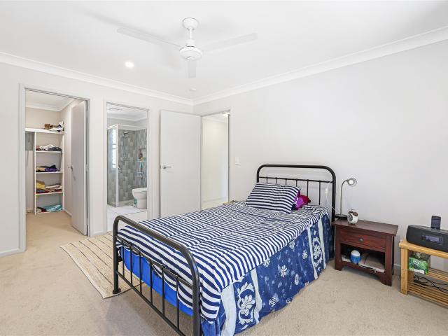 House for sale in Moore Park Beach, Queensland