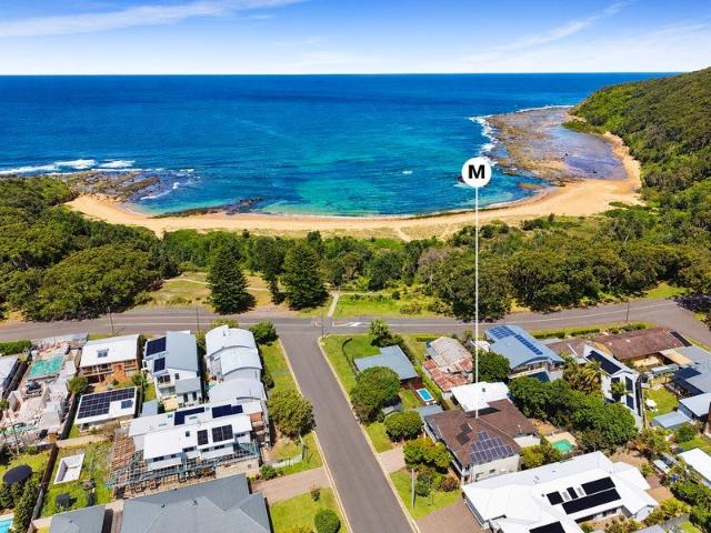 House for sale in Bateau Bay, Central Coast Council