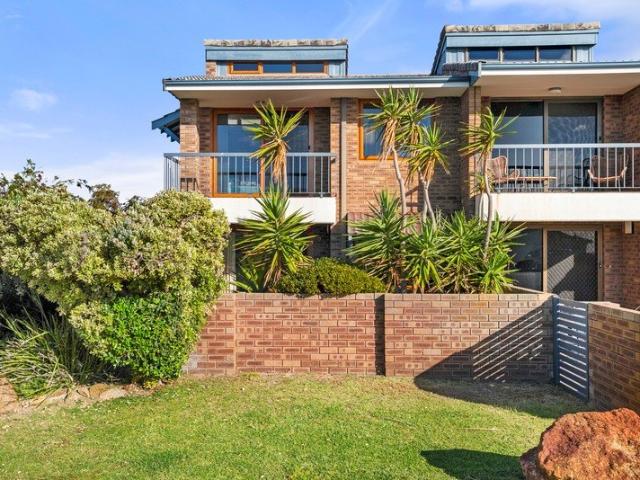 Townhouse for sale in Shoalwater, City of Rockingham