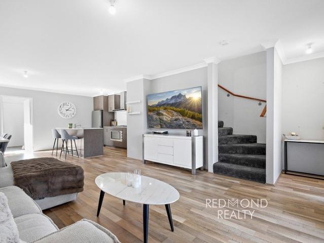 Townhouse for rent in Alkimos, City of Wanneroo