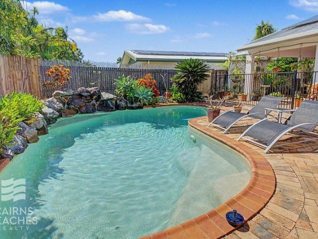 House for sale in Kewarra Beach, Queensland
