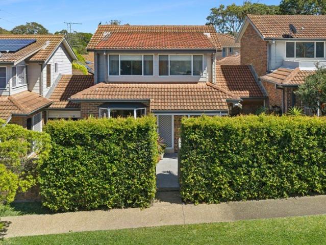Townhouse for sale in Sutherland Shire, Sydney