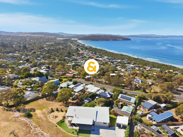 House for sale in Dodges Ferry, Tasmania