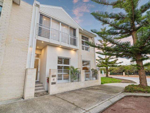 House for sale in Parklands, Western Australia