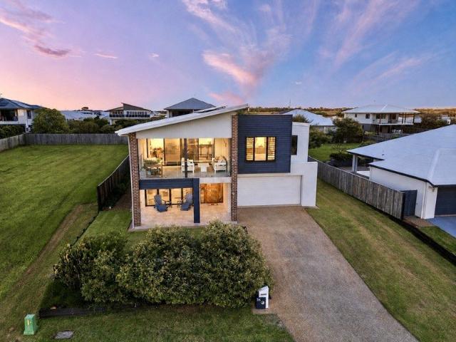 House for sale in Elliott Heads, Queensland