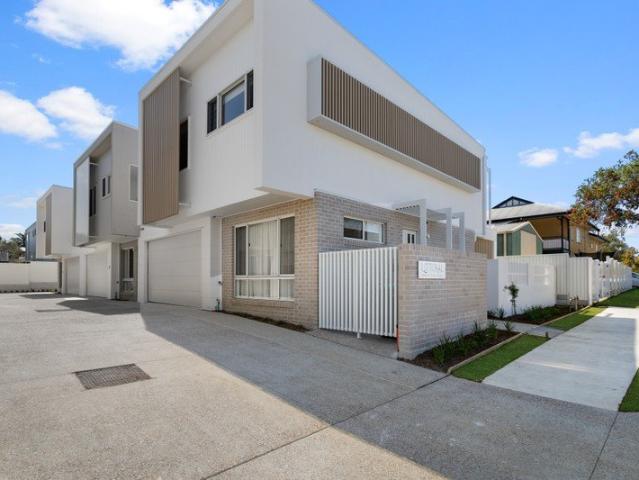 Townhouse for sale in Toombul, Queensland