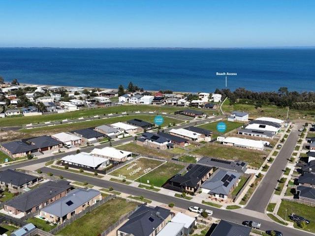Land for sale in Coronet Bay