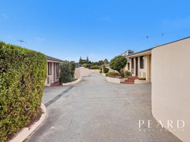 Villa for sale in Stirling, Western Australia