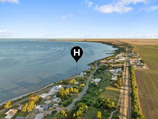 House for sale in Pine Point, South Australia