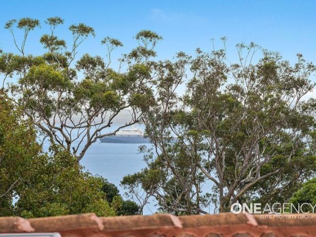 Townhouse for sale in Vincentia, New South Wales