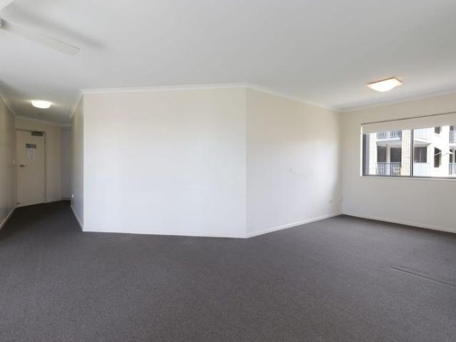 Apartment for rent in Caloundra Beach Estate, Sunshine Coast Regional