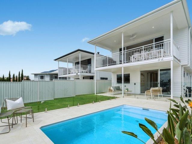 House for sale in Birkdale, Greater Brisbane