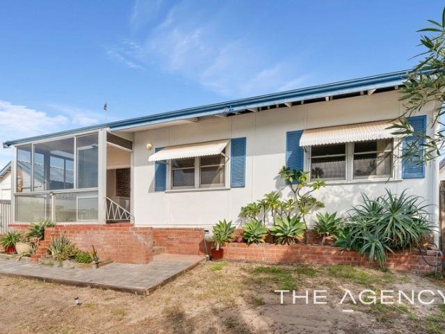 House for sale in Shoalwater, Western Australia
