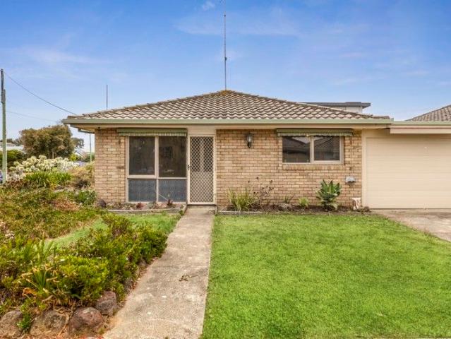 Apartment for sale in Ocean Grove, Victoria