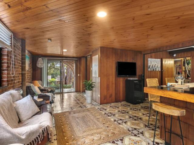 House for rent in Bateau Bay, Central Coast Council