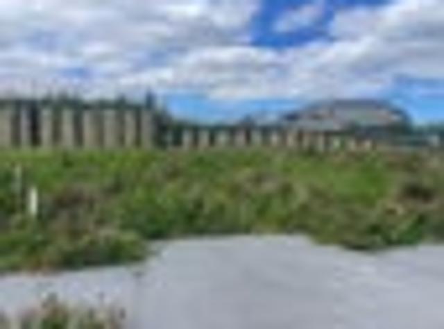 Land for sale in Paremoremo