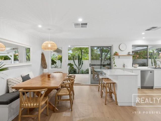 House for sale in Scarborough, City of Stirling