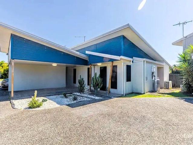 Townhouse for rent in Blacks Beach, Mackay