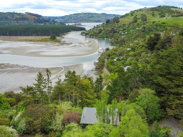 House for sale in Otakou
