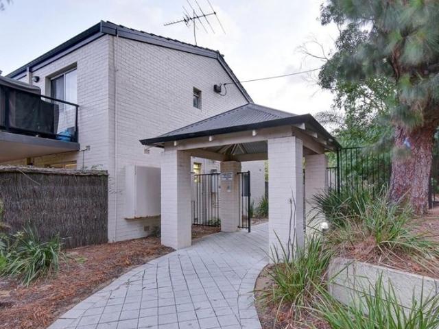 Apartment for rent in Doubleview, City of Stirling