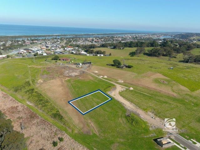 Land for sale in Lakes Entrance, Victoria