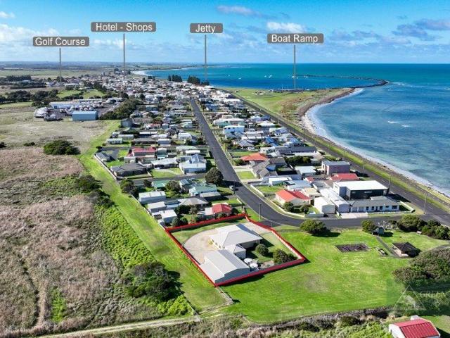 House for sale in Cape Douglas, South Australia