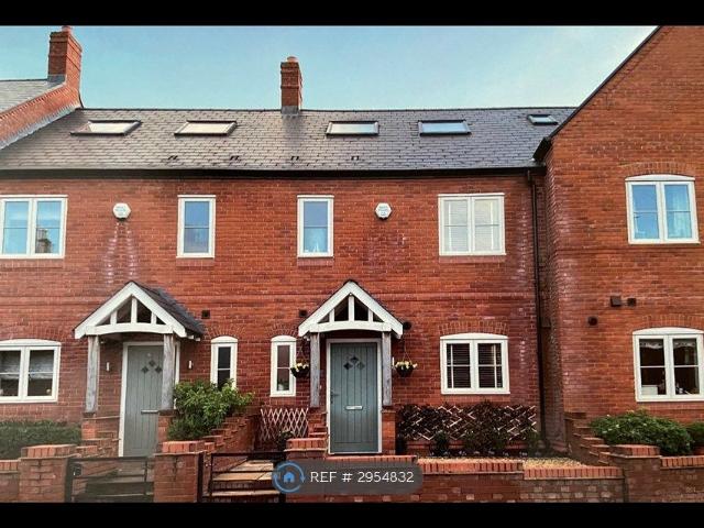 House for rent in Ewens Farm, Golden Valley