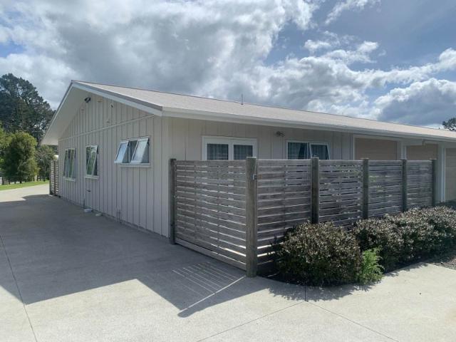 House for rent in Riverhead, Rodney