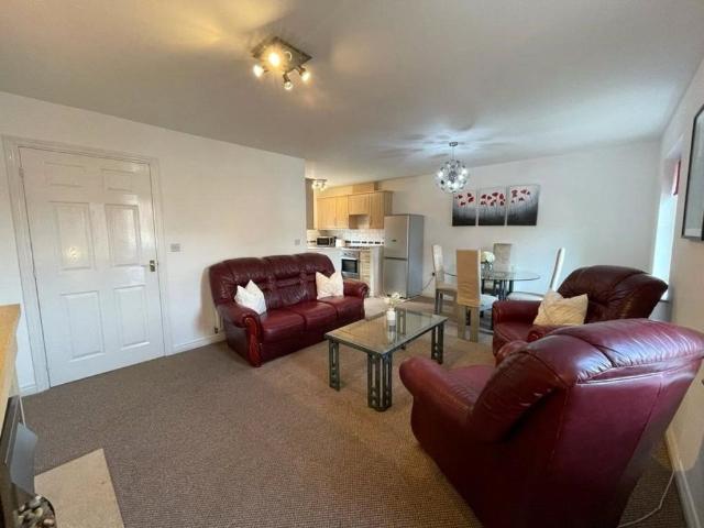Apartment for rent in Ball Hill, West Midlands