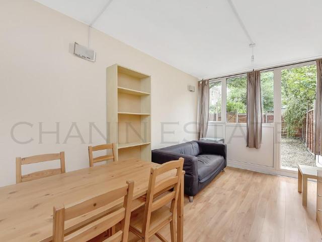 Apartment for rent in Stockwell Park, Greater London