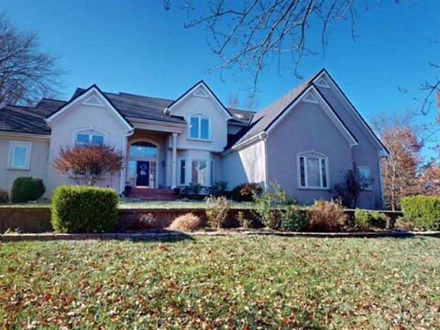 House for sale in Sedalia