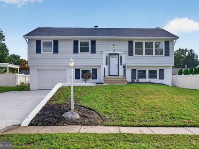 House for sale in Old Orchard, Cherry Hill Township