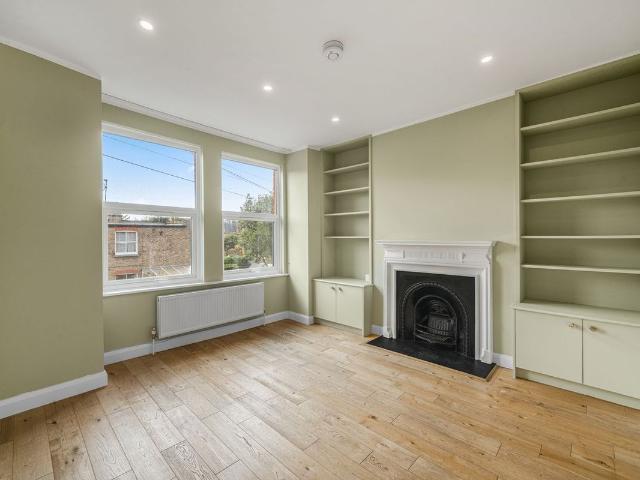 Apartment for rent in London Borough of Hammersmith and Fulham, Greater London