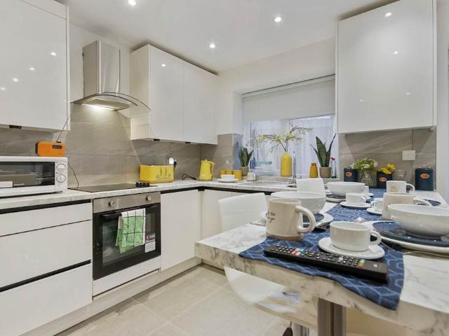 Room for rent in London Borough of Croydon, Greater London