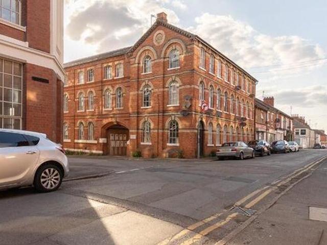 House for sale in Leisure Village, Kettering