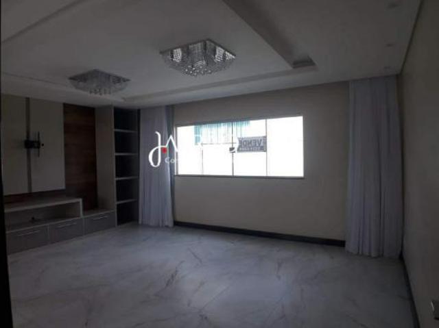 Apartamento venda em Região Geográfica Imediata de Barbacena, Barbacena