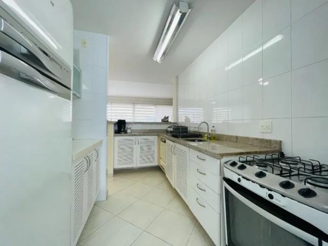 Apartamento aluguel em Região Imediata de Santos, Região Metropolitana da Baixada Santista