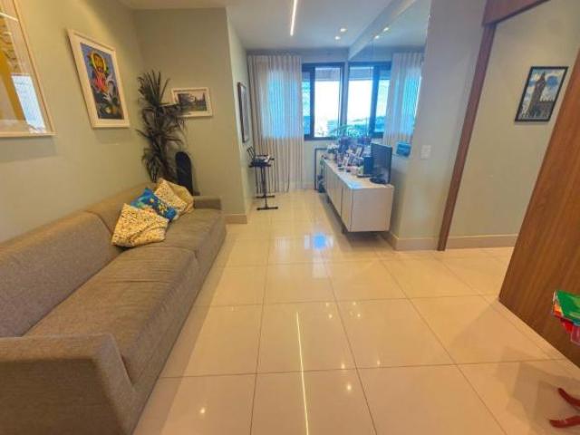 Apartamento venda em Região Geográfica Imediata do Distrito Federal, Região Integrada de Desenvolvimento do Distrito Federal e Entorno