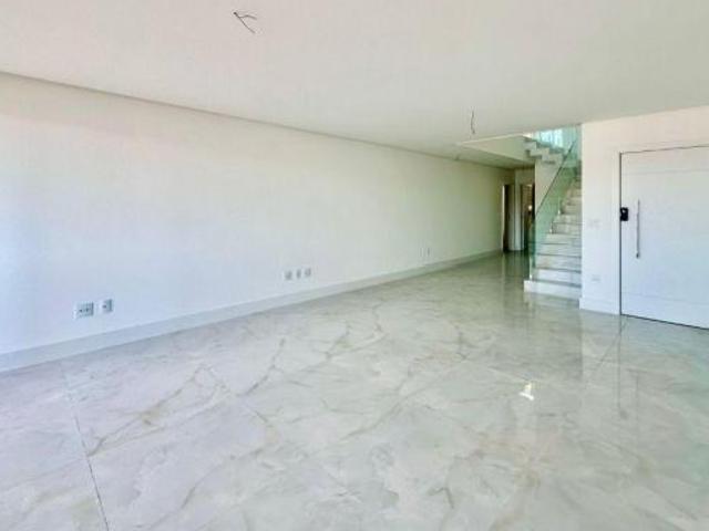 Apartamento venda em Região Geográfica Imediata de Juiz de Fora, Juiz de Fora