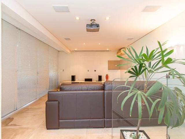 Apartamento venda em Região Geográfica Imediata do Distrito Federal, Região Integrada de Desenvolvimento do Distrito Federal e Entorno