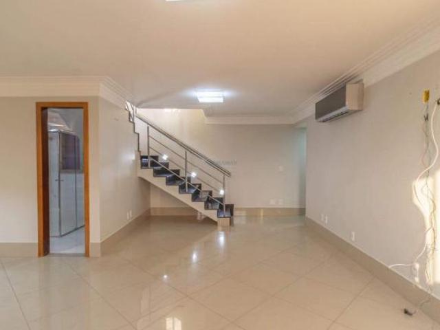 Apartamento venda em Região Geográfica Imediata do Distrito Federal, Região Integrada de Desenvolvimento do Distrito Federal e Entorno