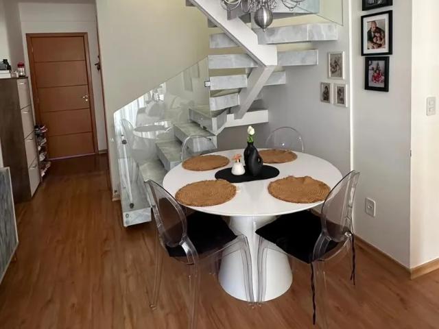 Cobertura venda em Petrópolis