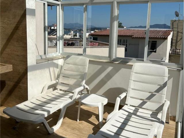 Cobertura venda em Capoeiras Leste, Florianópolis