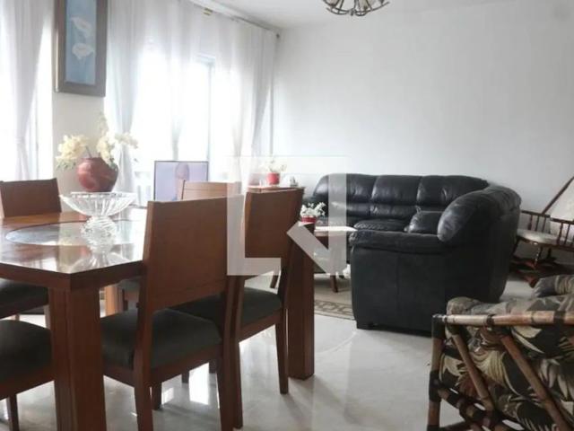 Apartamento aluguel em São Vicente