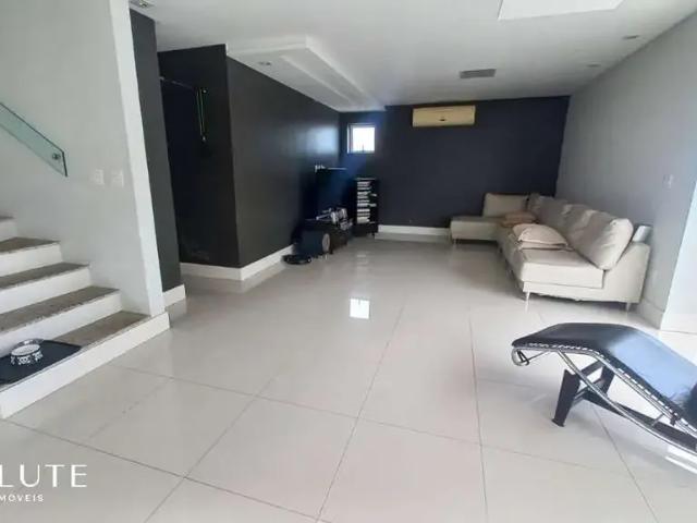 Cobertura aluguel em Região Geográfica Imediata de Itajaí, Balneario Camboriú